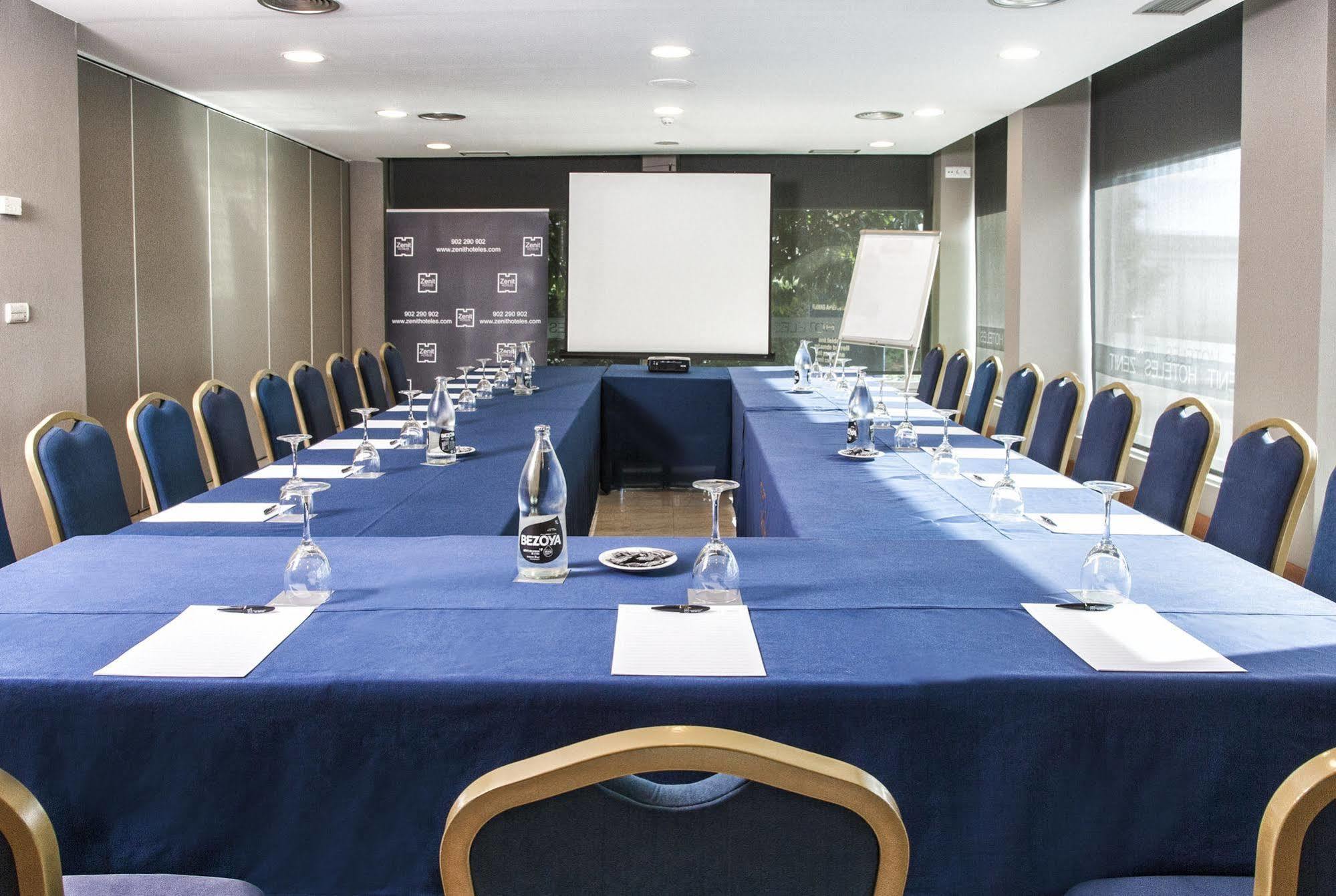 Zenit Logrono Hotel Bagian luar foto